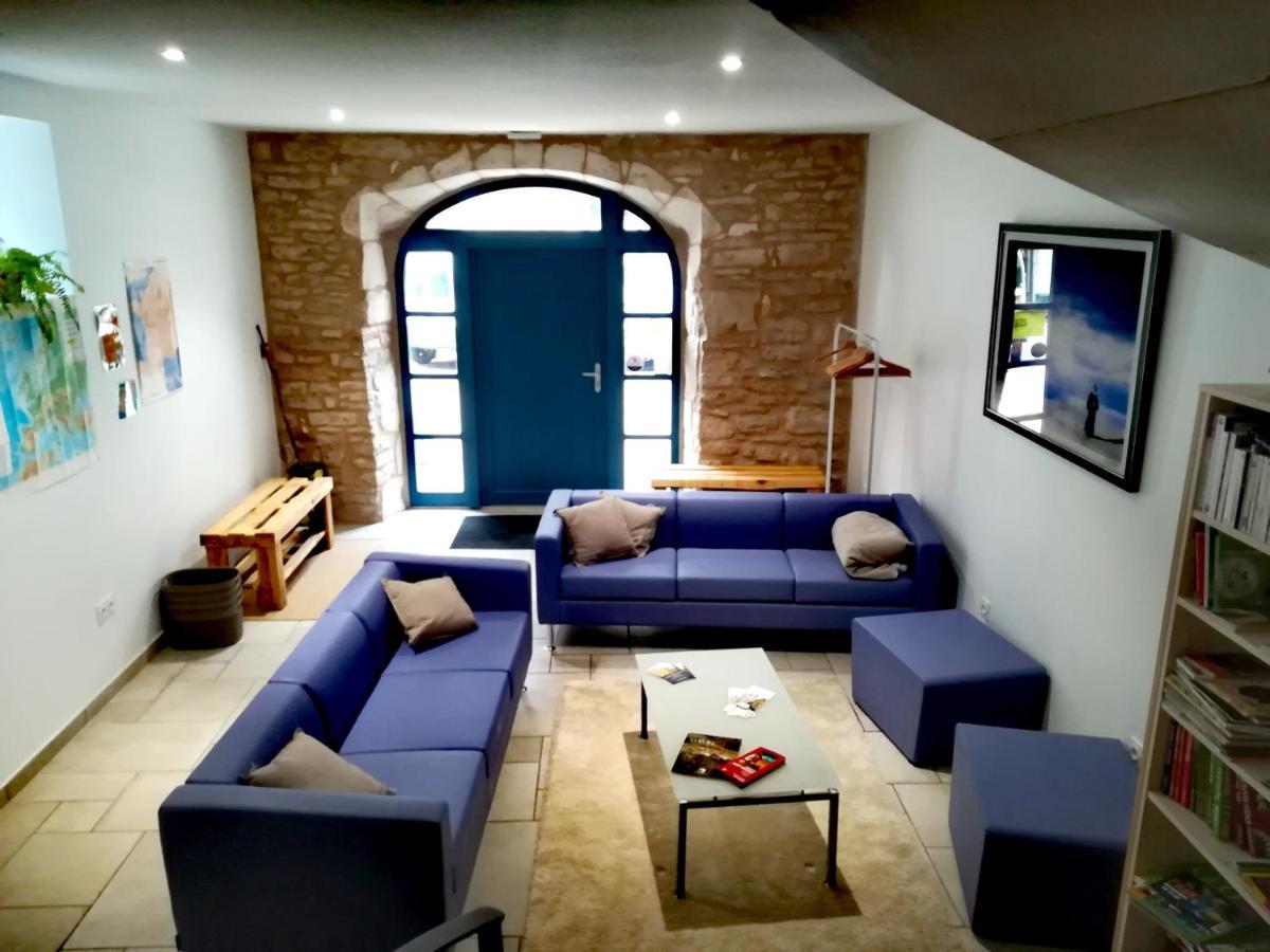 Gite La Maison Des Pelerins Villeneuve-dʼAveyron 外观 照片